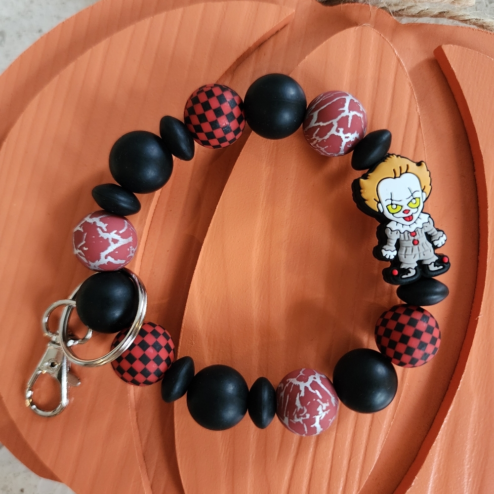 🆕️Pennywise Beaded Keychain Bracelet